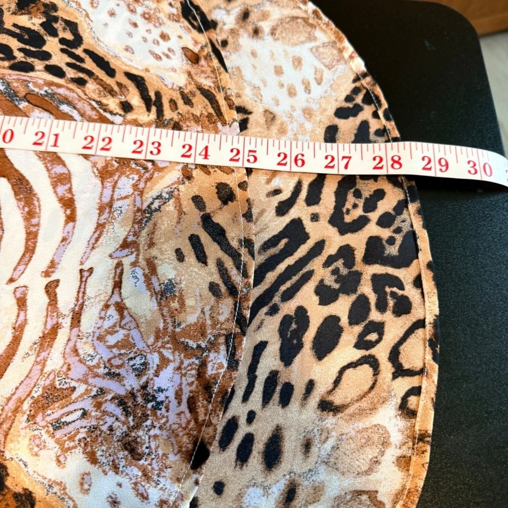 NEW J/M Sportswear Fits Medium Fall Colors‎ Animal Print Tunic Top Brown Tan